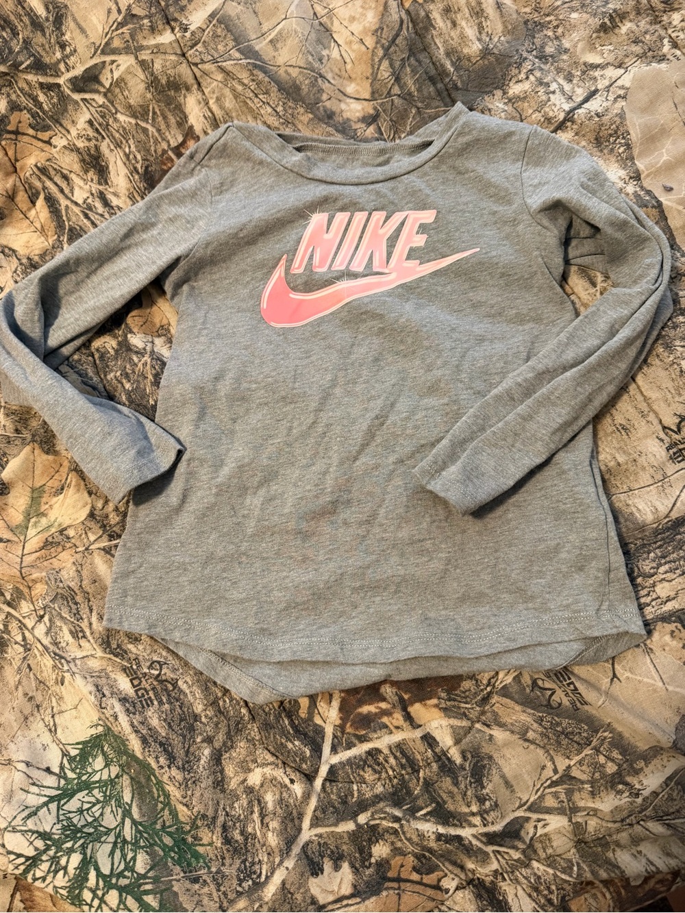 Nike Girls' Heather Gray Long Sleeve Tee with Pink Logo